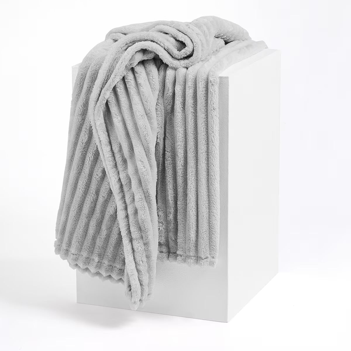 Ribbed Faux Fur Throw - Grey