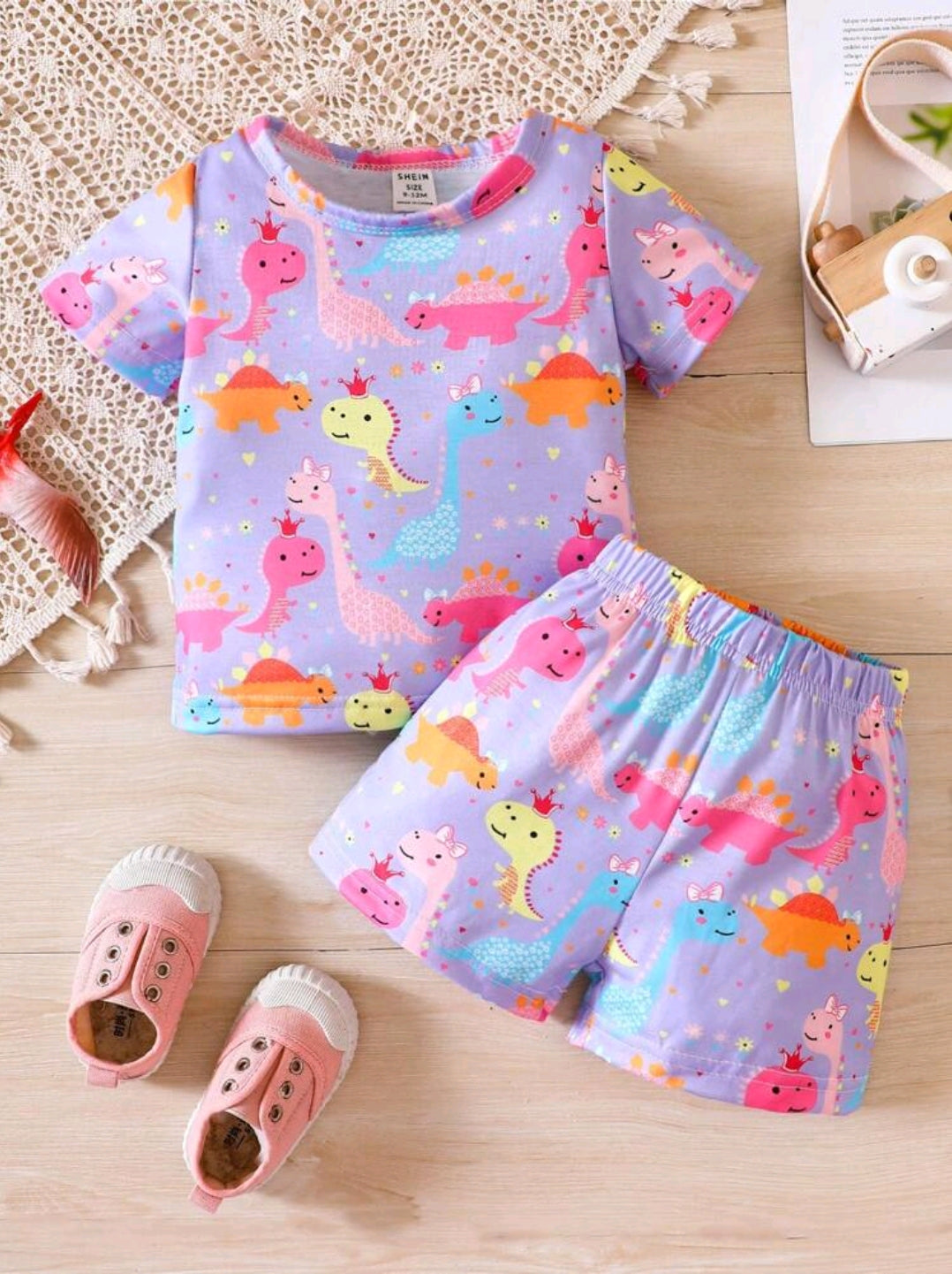 SHEIN Baby Girl Dinosaur Print Tee & Shorts